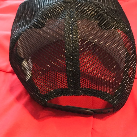 NEW Mesh SnapBack - Picture 2 of 3